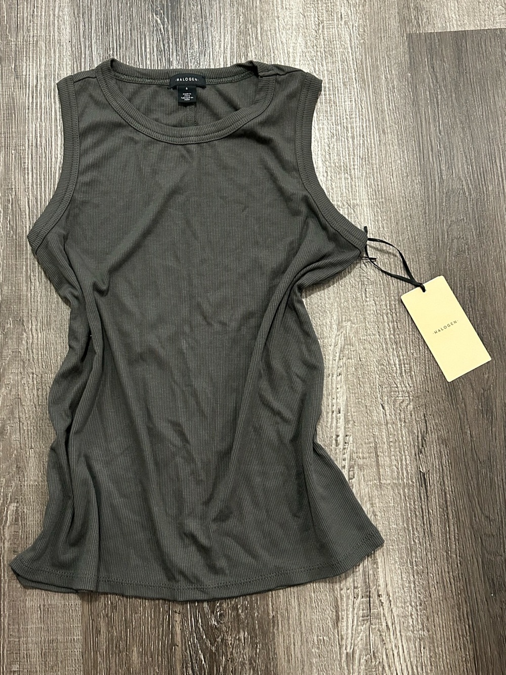 NWT Halogen Ribbed Sleeveless Tank